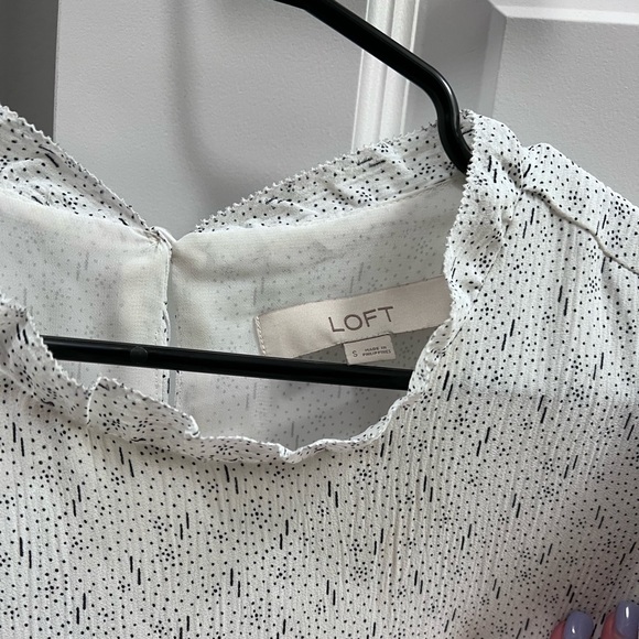 Loft white and dark blue design shell with flutter sleeve and waist tie - Picture 2 of 5